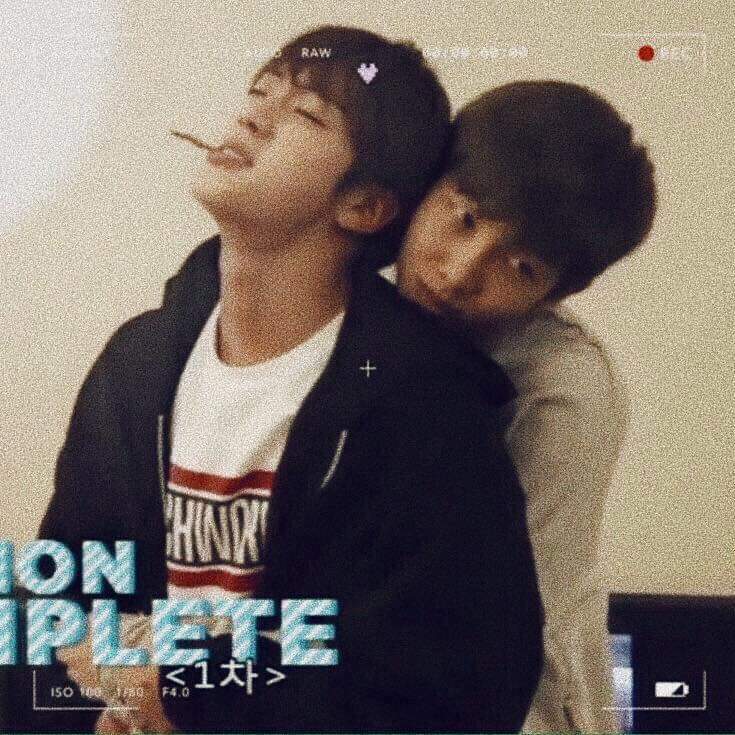 GiaMn20's tweet photo. #NamjinBestDancers @BTS https://t.co/So0IHSc9lz