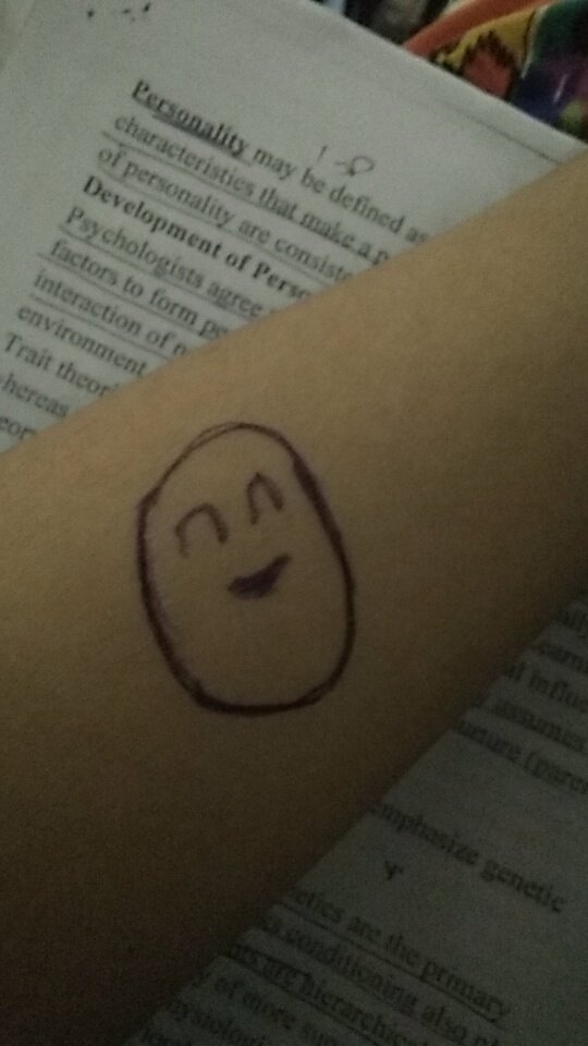 Emanmehar4's tweet photo. When i have nothing to do😅😂 during preparation of psychology https://t.co/9tZebISBrE