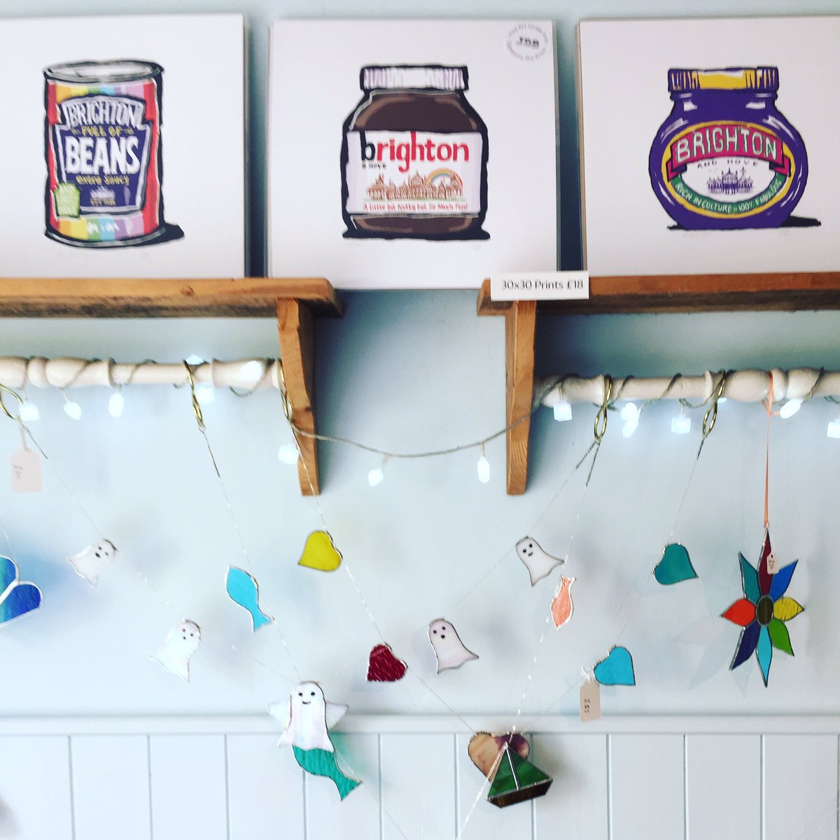 trojanhouseBN1's tweet photo. Saucy Brighton &amp; Hove prints by @jdavidbennett and stained glass bunting by @glassfollies in The Trojan House kitchen

16 Artists &amp; Makers 🖼
Artist’s Open House &amp; Studio 
Pete’s Pimms 🍹
Our 19th year! 🌟
@artistshouses
OPEN THIS WEEKEND &amp; BANK HOLIDAY MONDAY 11am-6pm
#AOHMay19 https://t.co/sYg8z2GbUj