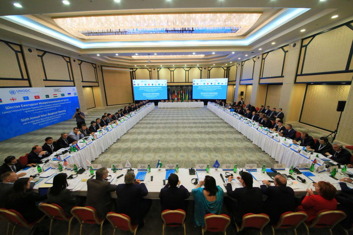 UNODC_ROCA's tweet image. 🇦🇫🇦🇿🇬🇪🇰🇿🇲🇪🇵🇰🇹🇯🇹🇲🇺🇦🇺🇿🇺🇳:
Sixth Annual #InterRegionalMeeting 
of the United Nations Office on Drugs Crime and the World Customs Organization Global Container Control Programme @UNODC_WCO_CCP is launched today in Tashkent!
hosted by @GOVuz &amp;amp; supported by @JapanGov @StateINL