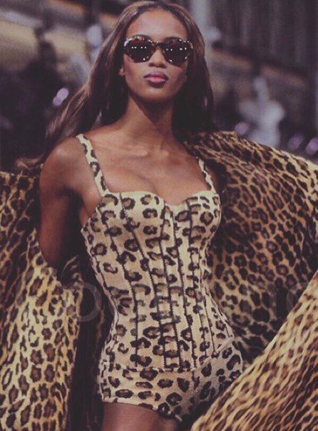 Happy Birthday to the icon that is Naomi Campbell 