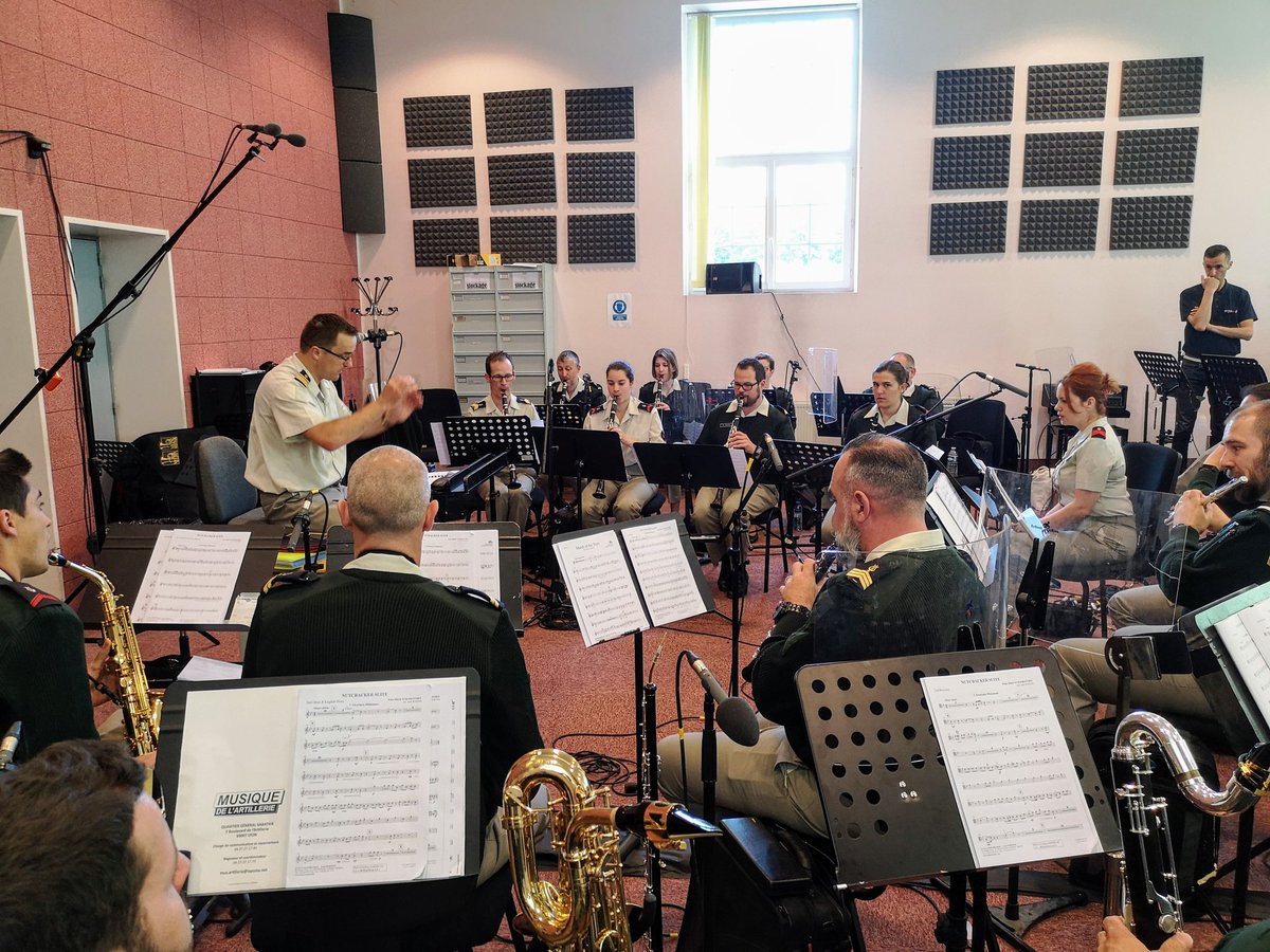 Musartillerie's tweet image. #direct séance d'enregistrement au #COMMAT