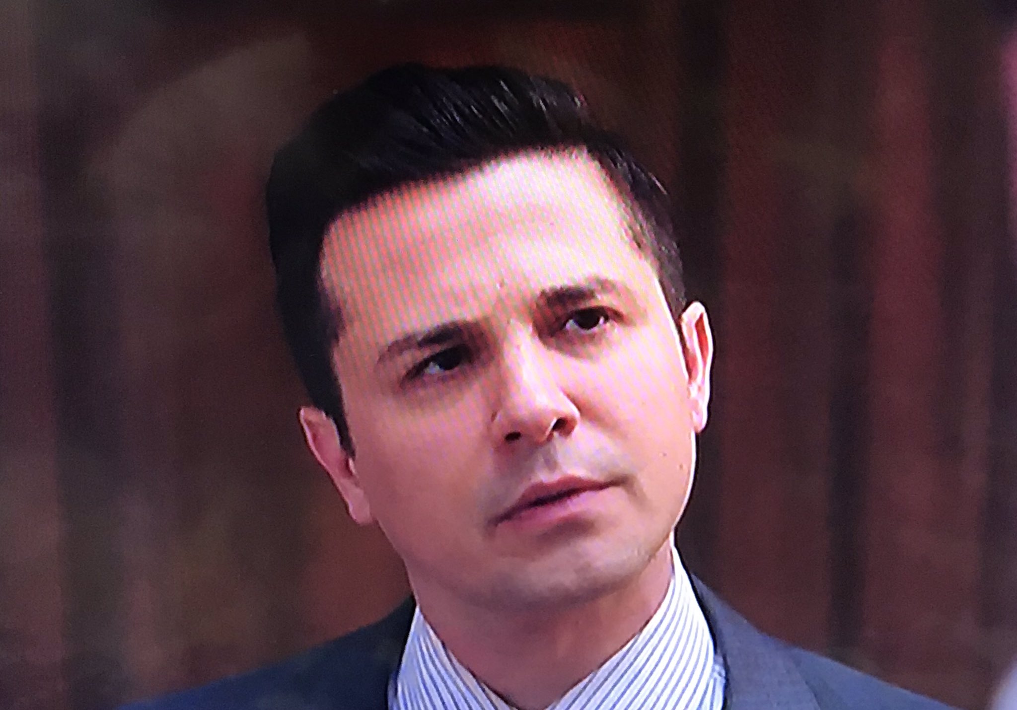 堀越ヨッシー Bull心を操る天才 元検事の弁護士ベニー コロン フレディ ロドリゲス を演じるのは 古谷徹 さん ベテランながら今も若々しい古谷徹さんの声に驚くと同時に 新たな魅力発見に喜ぶ 誠実な人柄のベニーに古谷徹さんの声がぴったりです