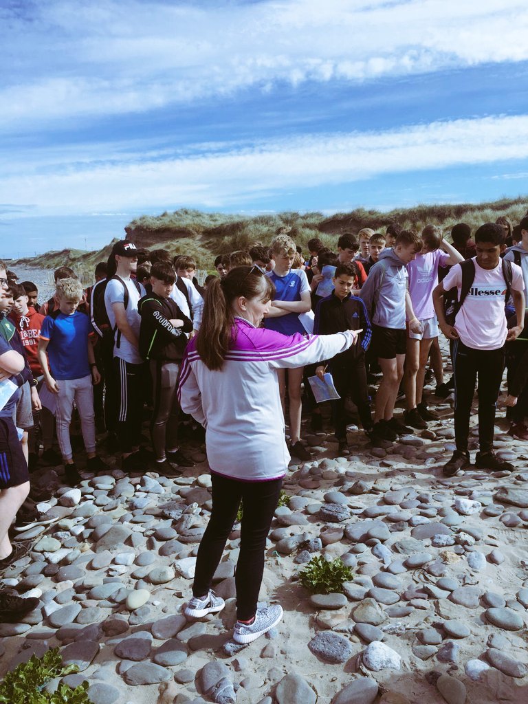 2nd Year Geog field trip...glorious weather ☀️ for the Maherees @JctGeography #savegeography #coastalstudies