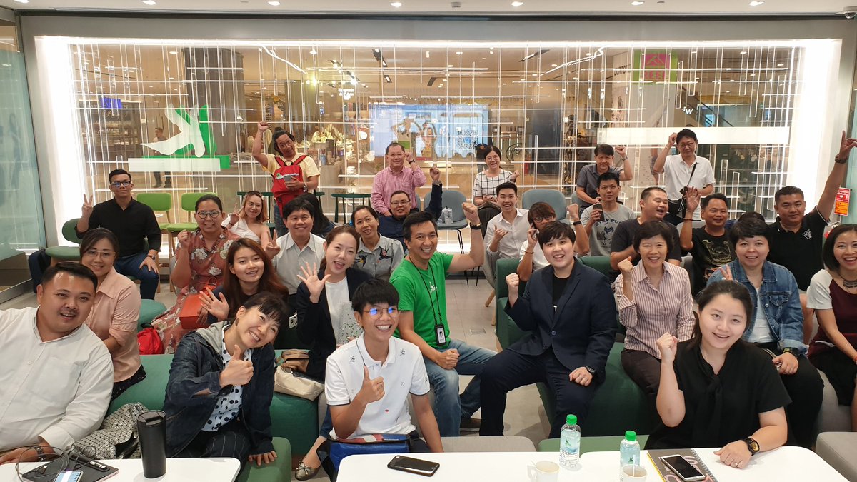digitorystyle's tweet photo. ขอบคุณผู้เข้าร่วมสัมมนา "สร้างแบรนด์ให้สุด ด้วยการตลาดยุคใหม่ แบบ #Twitter" ที่ตั้งใจฟังกันเป็นอย่างดี หลายท่านไม่เคยเล่นมาก่อน ก็ได้เปิด Account ใหม่กันไป บางท่านเคยเล่นแล้ว ก็จะได้รู้จักเครื่องมือทำโฆษณามากขึ้น ใครไม่อยากเอ้าท์ รีบมาอัพเดทกับ #DIGITORY ที่ #KOSSPACE เลย https://t.co/JHweWuXZp9