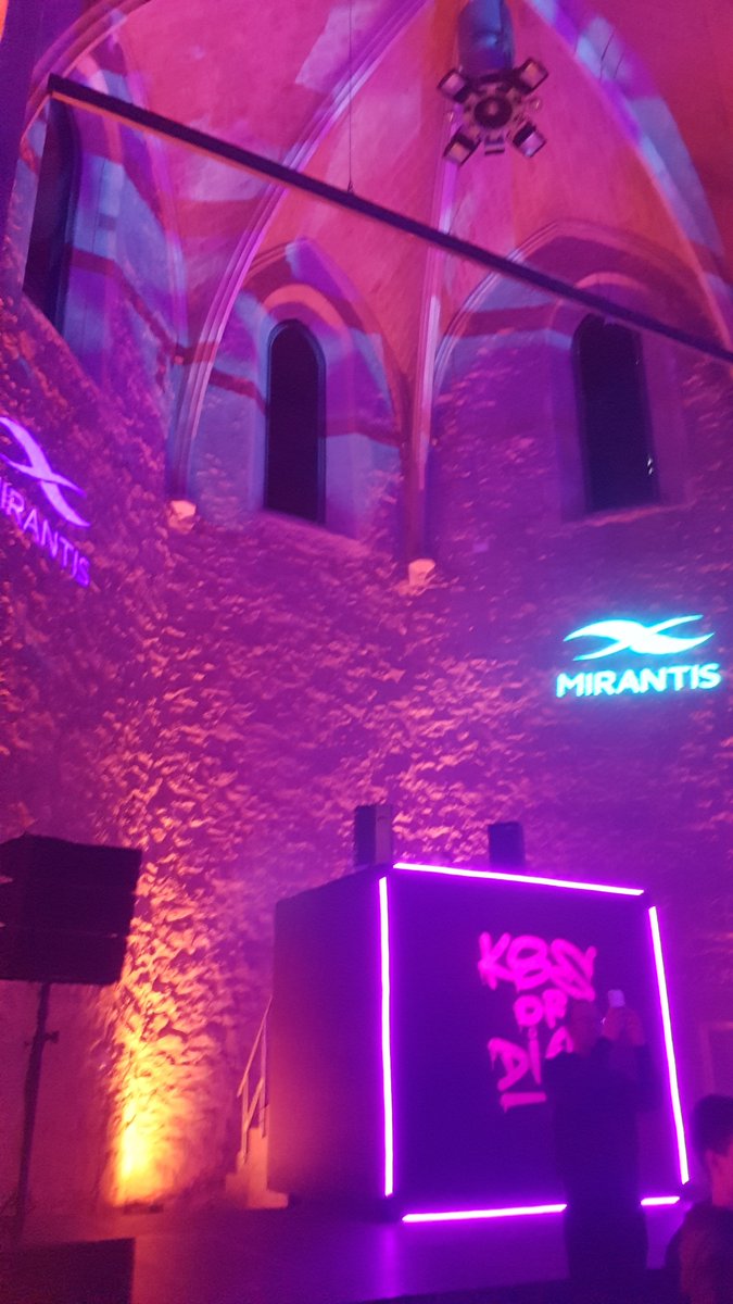 foexle's tweet photo. Amazing #k8sordie party yesterday. Cops stopped it 30min before the end 😂.. Great job and thanks to our orga team #mirantis #KubeCon https://t.co/YUjCQih4Tm
