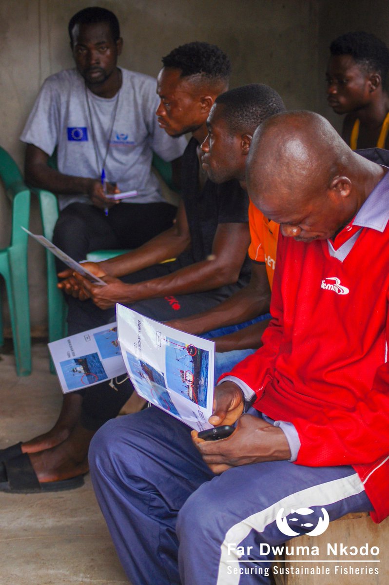 EJFGhana's tweet photo. Last week we continued our trainings on “community surveillance” with meetings in Gomoa Fetteh, Nyanyano and Senya Beraku in Central Region...In these meetings, fishermen were trained on how to capture key features of industrial vessels using geotagged cameras and smartphones. https://t.co/cUng2cbdwe