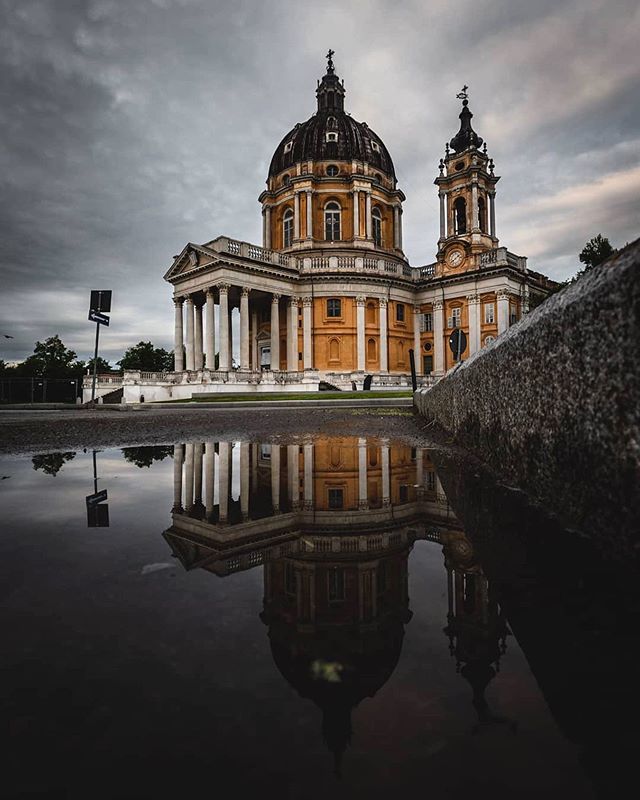 ciauturin's tweet photo. Basilica di Superga
.
.
.
#ig_turin #ig_torino #italy #raw_reflection #igerspiemonte
#architecture #wanderlust #italia #igersitalia #citykillerz #cityscape #travellingthroughtheworld #reflexxio #ig_torino #reflectiongram #reflectionmagazine #labellatorin… https://t.co/YCPR6B3Rmy https://t.co/FfoaSV4bpe