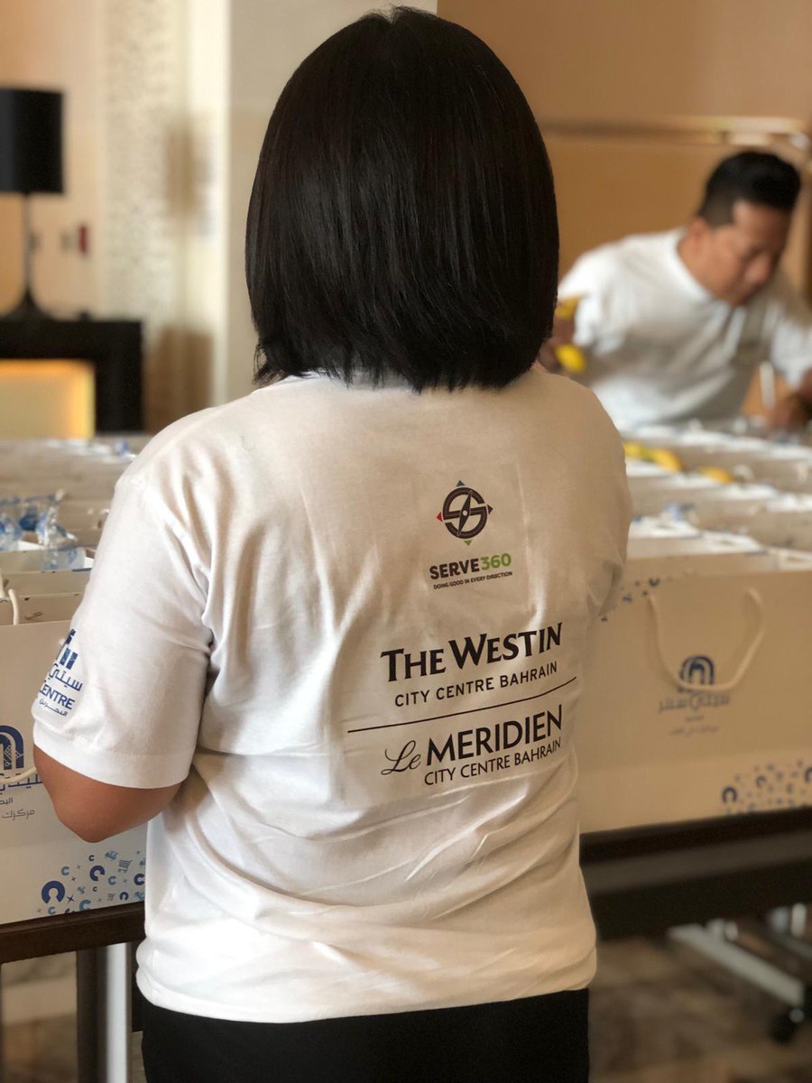 WestinBahrain's tweet photo. 1000 iftar bags are being prepared for Iftar Saeem initiative in collaboration with @citycentrebahrain @westinbahrain @lemeridienbahrain #marriottintlmea #marriottbusinesscouncilbahrain #spirittoserve #westinbahrain #lemeridienbahrain https://t.co/fHrSW03FZJ