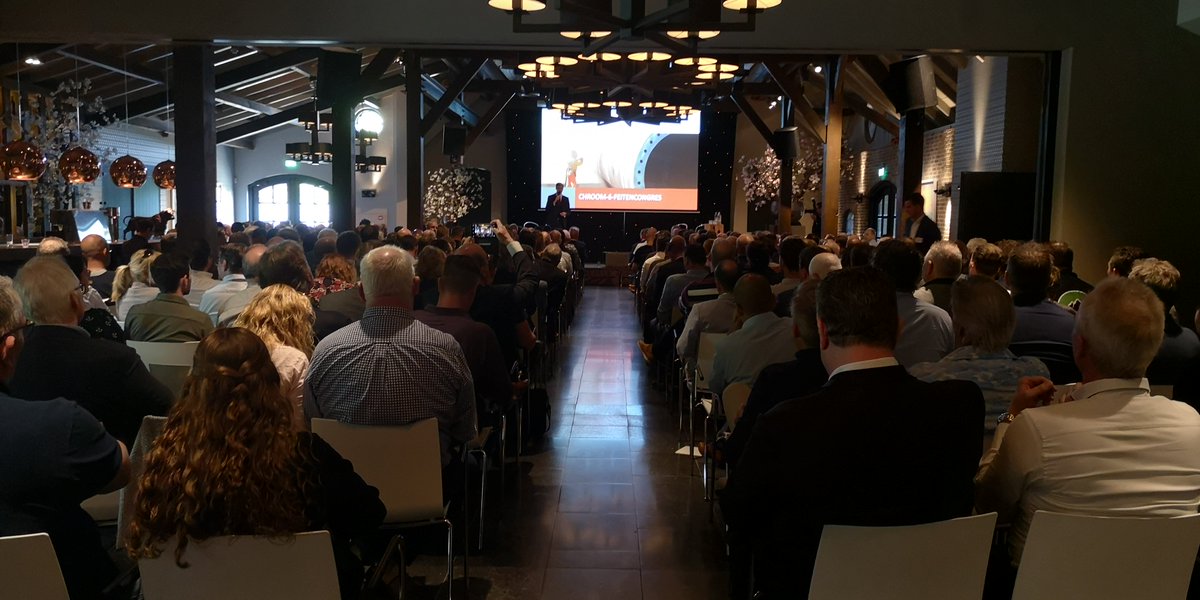 Tijdens het #chroom6 #feitencongres gaan we om 14.45 uur naar de eerste vragenronde van vanmiddag. Heb je een vraag die ik kan stellen? Stuur ‘m in een reactie! #chroom6 #feitencongres #durftevragen