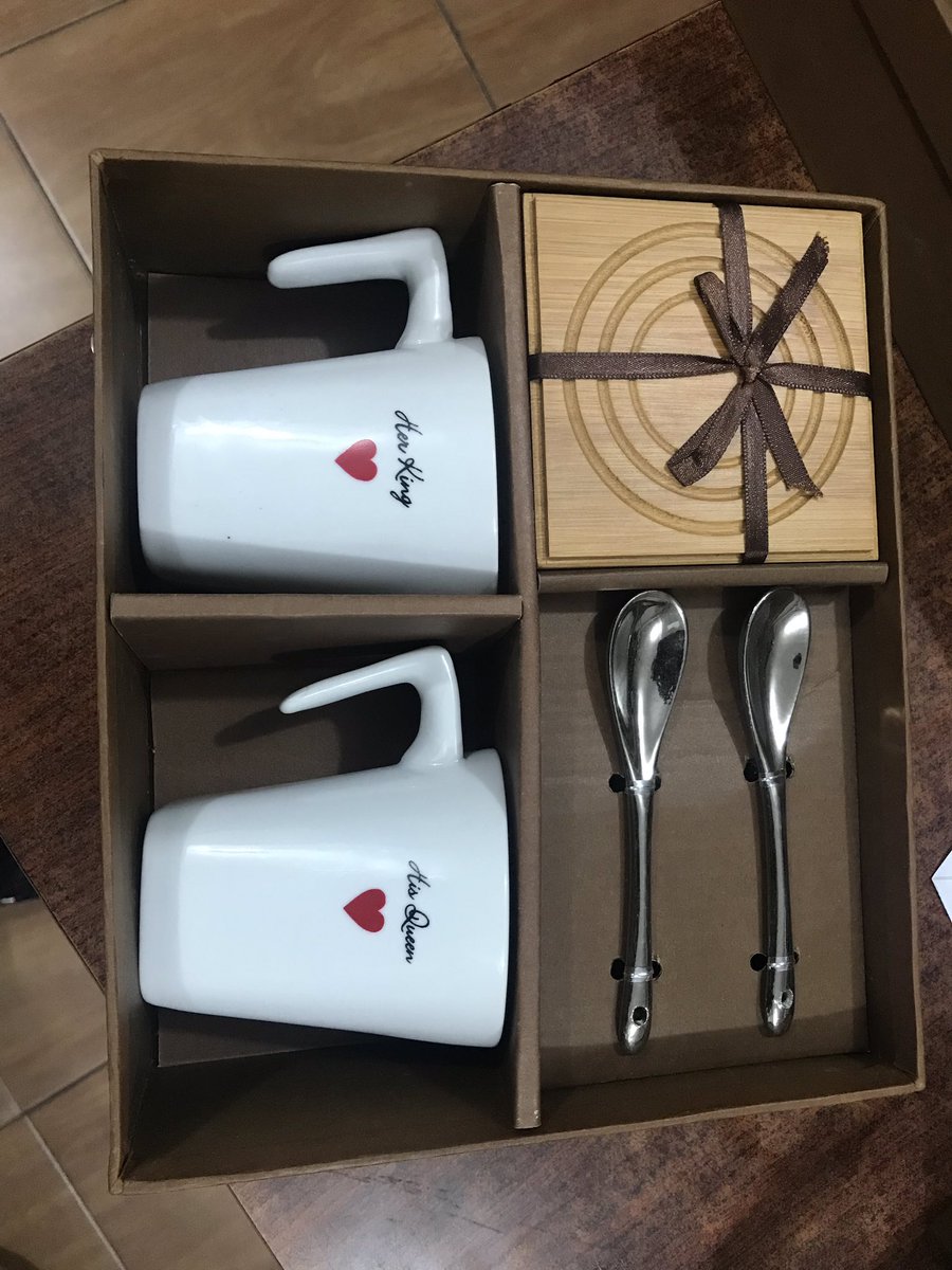 Thispresh's tweet photo. Thank you @freethinker2401 for believing in the brand...I hope you and yours love it...#custom2piece #ceramicteaset #preshprints .
Biko place your orders oo 🙏🏽 https://t.co/1t4QUPPEPF