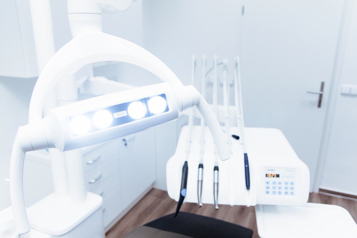 KLAS_Solutions's tweet photo. Many points in this article are relevant to #dentalPractices. Make sure your practice has the right technology and your staff are trained to use it to improve the patient experience. #KlasSolutions can help prepare your team for success. https://t.co/0j5HF3qq1w https://t.co/Myxl6QQRrz