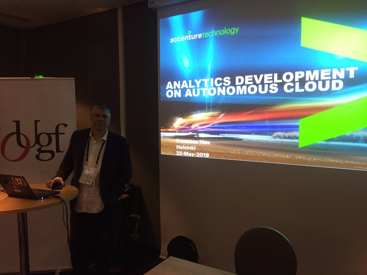 JulianDontcheff's tweet photo. Francesc Mas presenting on Oracle Autonomous Cloud at the Full Stack Developers Conference in Helsinki @francescmaspuig @FsdcFi @OracleDatabase @AccentureTech https://t.co/Z2QfAzUQJa
