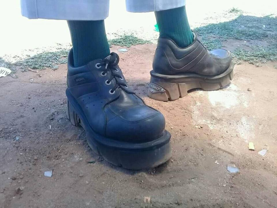 SuPrEmECoCkSmAn's tweet photo. Was just minding my business and then boom!! shit happened, have a wonderful day 
#ShoeGameOnFleek https://t.co/ILiZsiSace