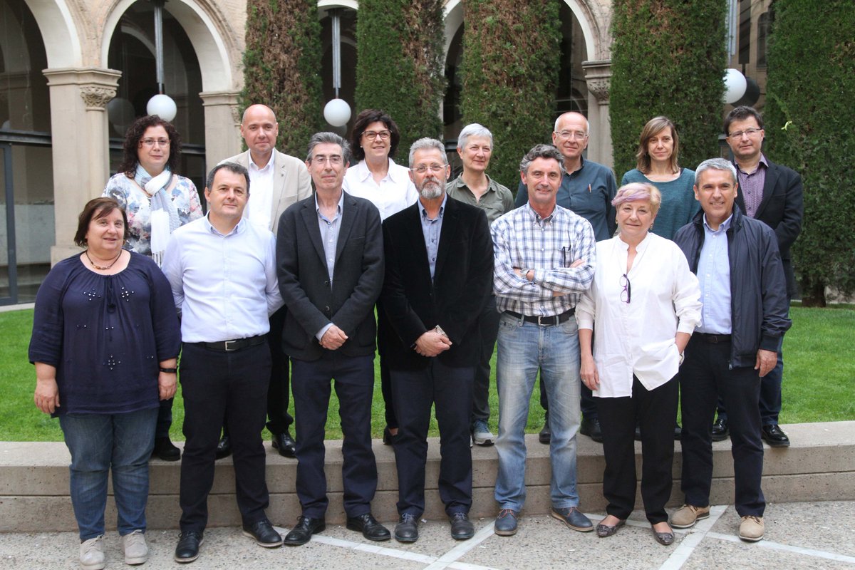UdL_info's tweet photo. Avui a les 12h al Saló Víctor Siurana, acte de presa de possessió de @JaumePuy com a nou rector de la UdL, amb @angelschacon (consellera d'Empresa i Coneixement @coneixementcat). En directe a: https://t.co/rSvN3Vjyg8 https://t.co/xK6hbWrckQ