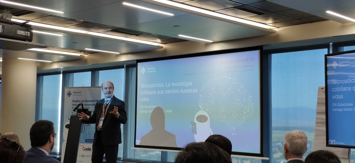 Jeborrego1's tweet photo. Santiago comienza su ponencia en #EISummit19. @onsoluciones presente en el Enghouse summit. @PresenceTech https://t.co/fsepnVHYyy