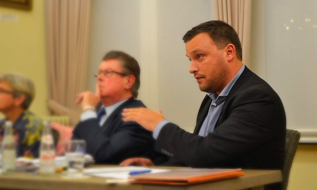 OpenVldZingem's tweet photo. Waarom kiezen voor Geoffrey Verleyen een verstandige keuze is. - https://t.co/SCDTKgpYwP https://t.co/q4vpSJaVmE