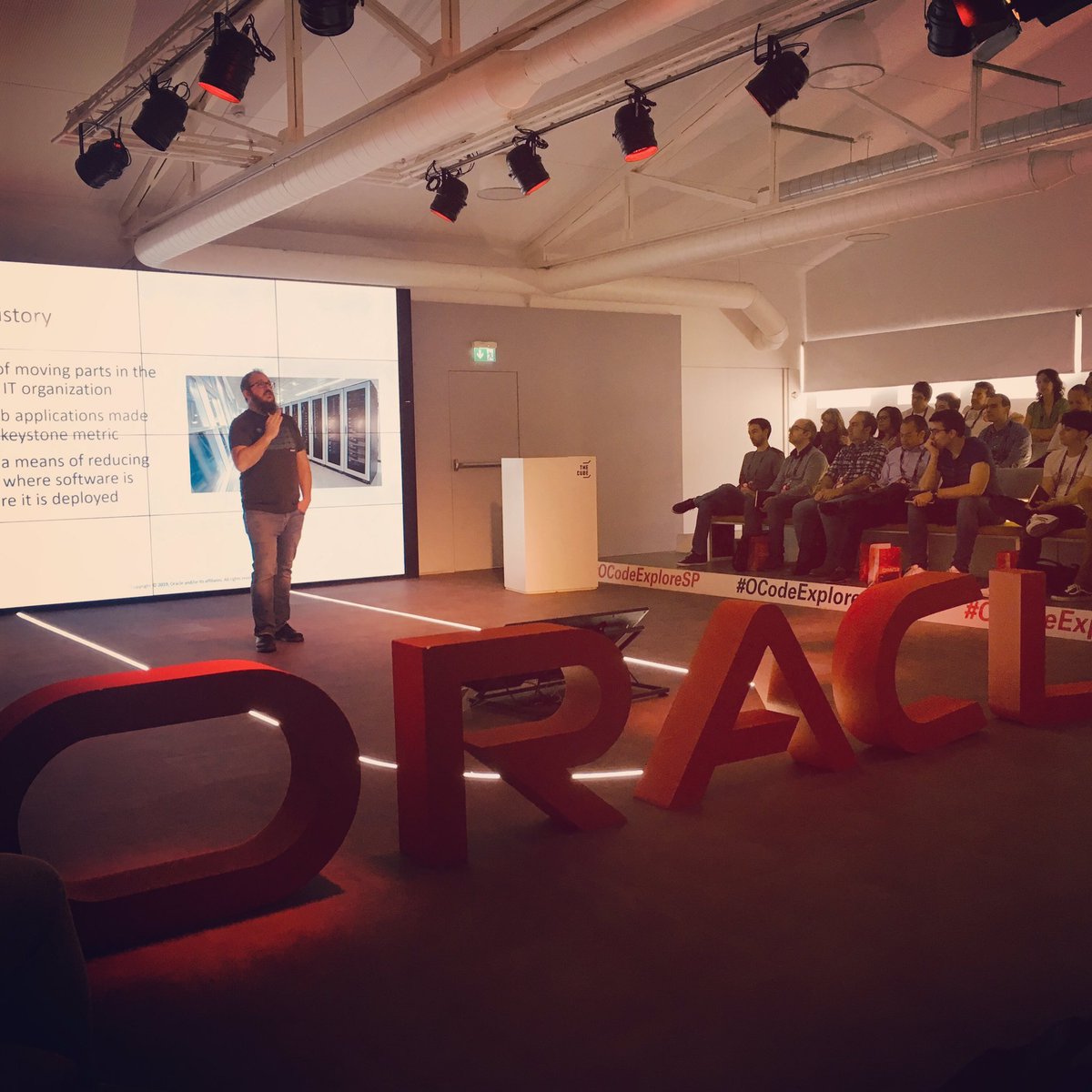 eduherrerom's tweet image. @jlb13 is speaking about Microservices, Containers and Cloud Adoptions!! Find out what is the future of the Data and Cloud at #OCodeExploreSP!