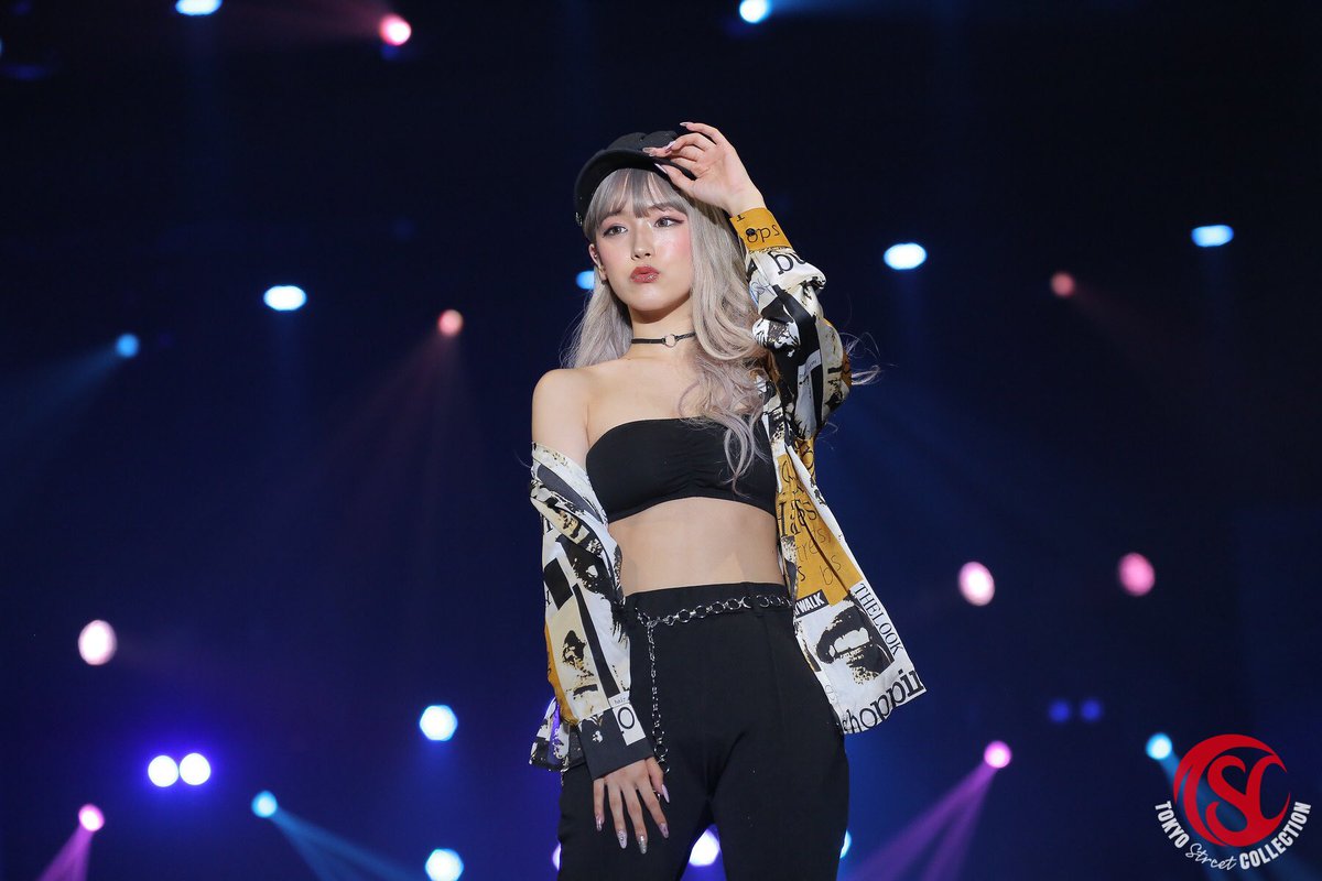 sc_tokyo2015's tweet photo. #TOKYOStreetCOLLECTION
#SpRay × #ModishGaze ステージ
@seika_tamukai https://t.co/8fa7sVDn9C