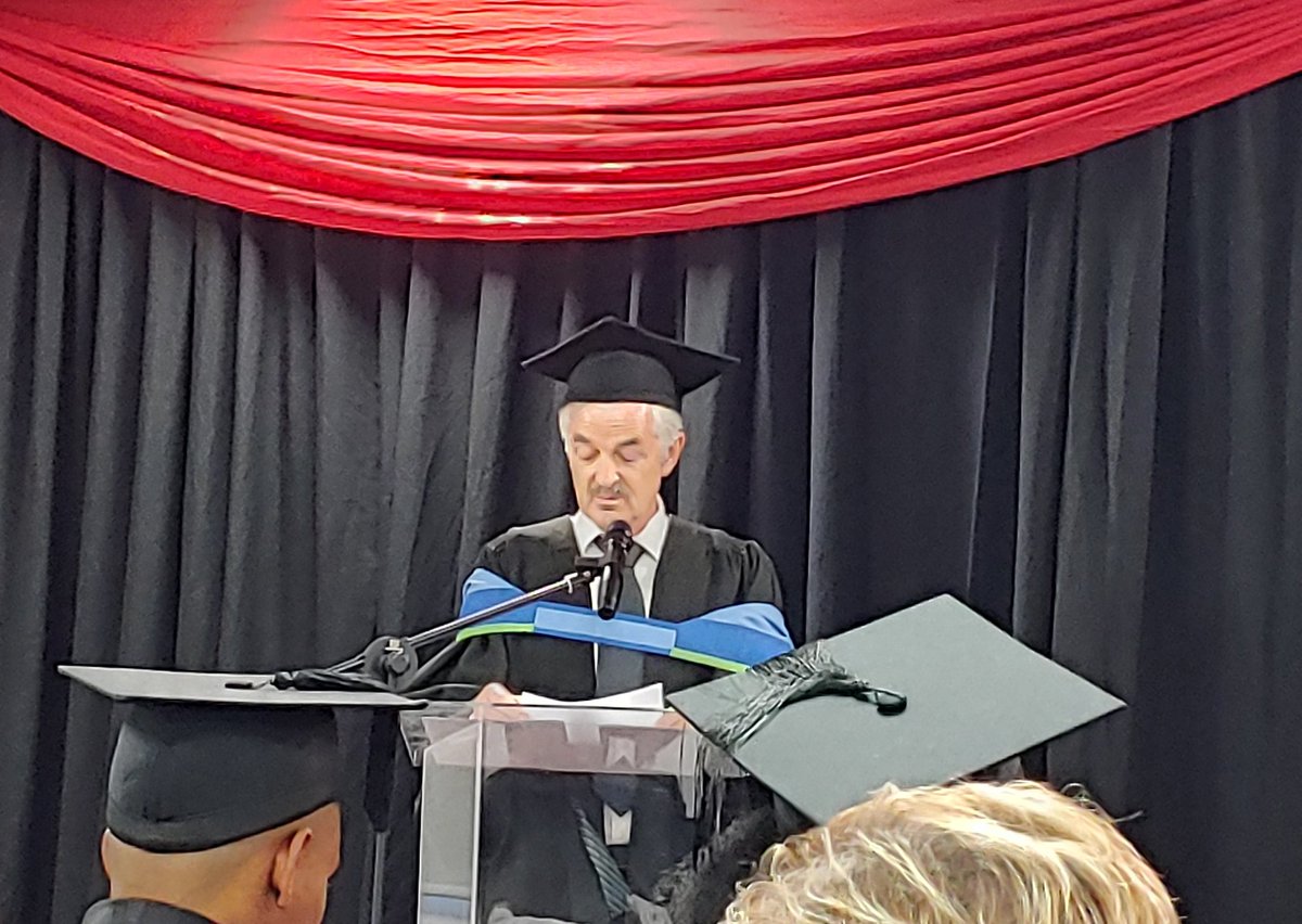clarevanzwieten's tweet image. Historic moment at #EsriSouthAfrica. Graduation of Class of 2019 #GISc&amp;amp;TDiploma #GIS