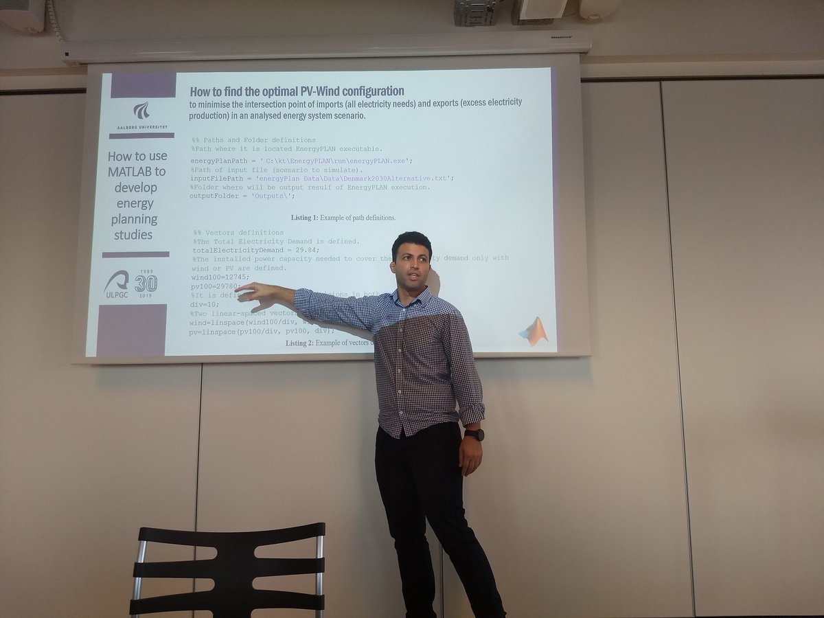 EnergyPLANmodel's tweet photo. Final days of our PhD course in Energy System Analysis on the #EnergyPLANmodel 👨‍🏫📊

Pedro Cabrera is presenting EnergyPLAN work on #RenewableEnergy on Gran Canaria 🏝

@YNoorollahi is presenting his EnergyPLAN work on scenarios for Iran 🇮🇷

#EnergyPlanning #EnergySystemAnalysis https://t.co/MjH7NvDoLh