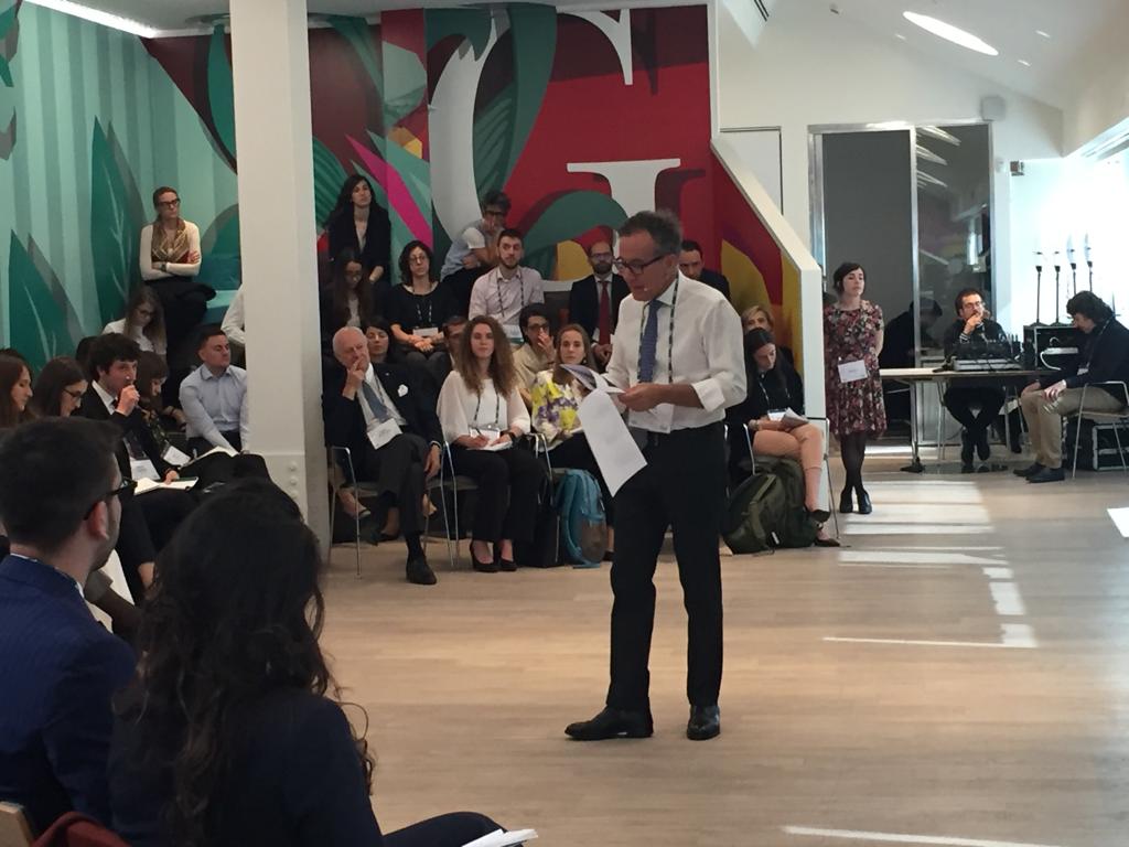 .<a href="/paolo_magri/">Paolo Magri</a> (<a href="/ispionline/">ISPI</a>): “L'#Europa è la più straordinaria invenzione che Paesi piccoli si sono inventati per competere in un mondo grande. Ma l'Europa negli ultimi 10 anni si è limitata a fare il portiere d'albergo”. #TFM19