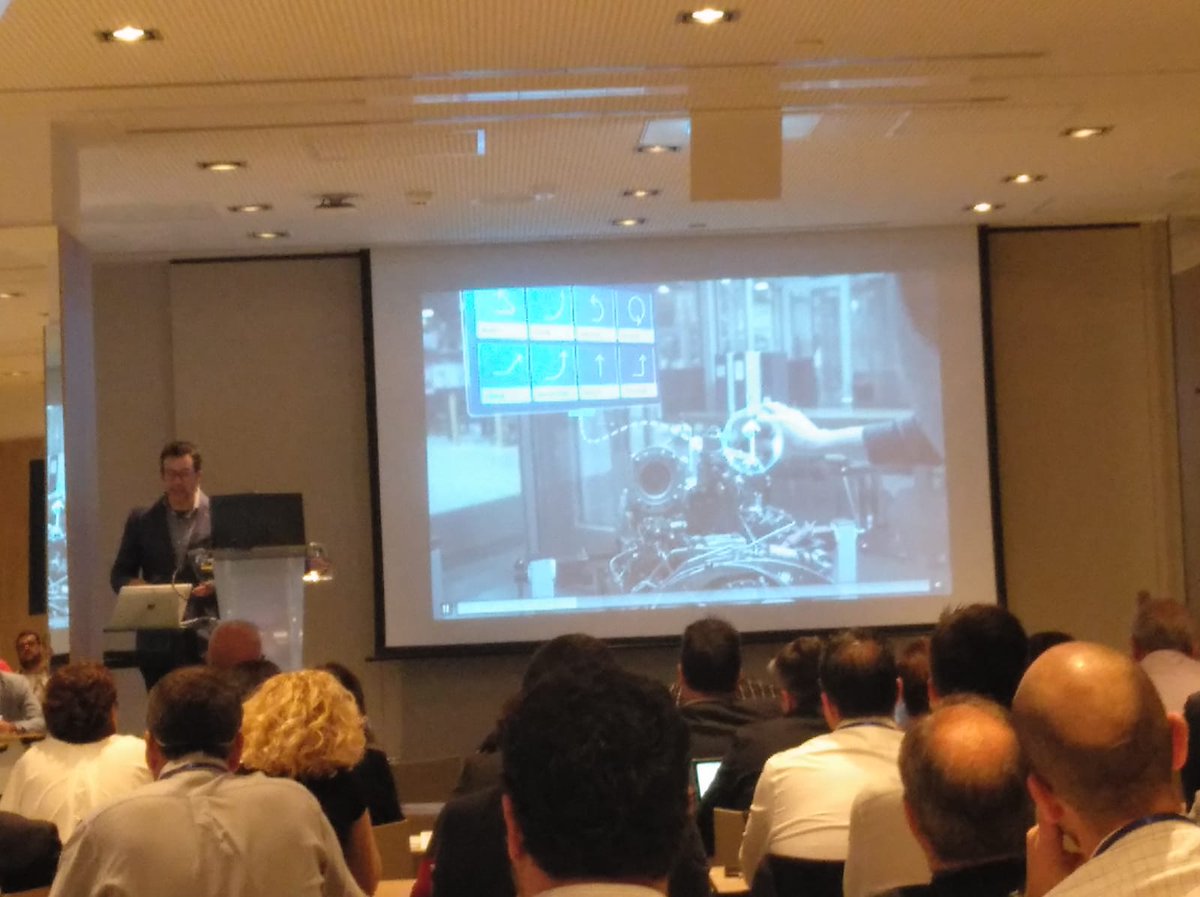 IAMCP_Spain's tweet image. Ha llegado el último día del @IAMCP_EMEA. Hoy disfrutaremos de las sesiones en español empezando con David Hurtado y su charla sobre cómo la Inteligencia Artificial nos puede ayudar en diferentes escenarios.
@IamcpGnome 
#AI2019IAMCPMADRID #WeAreIAMCP #EMEA2019