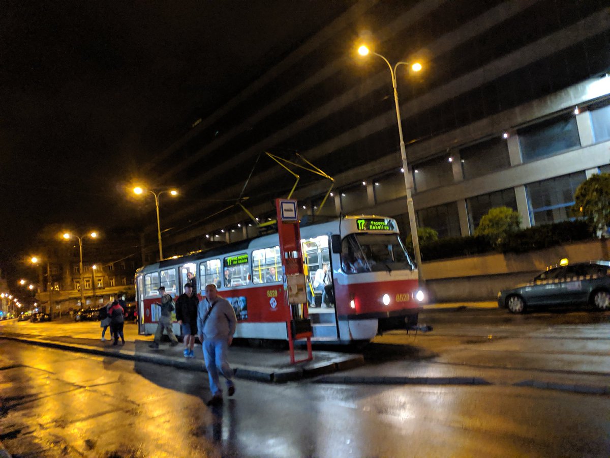 richardavsmith's tweet photo. The station is a funny mix of a newer concourse at a low level and then a very old train shed and entrance hall above.
Tram to hotel. Me to bed.
End of #dayfive (Cherbourg feels like ages ago!)
#springoftrains https://t.co/ie4p5NGA1M