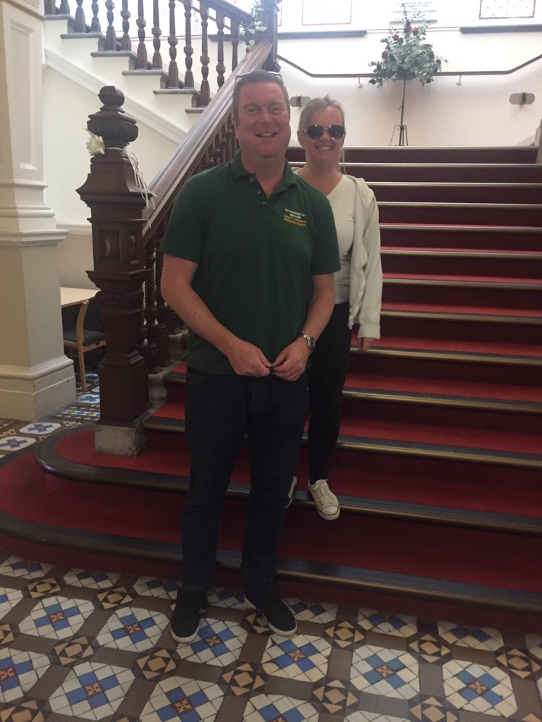 SheilaOxtoby's tweet photo. Good to see @greatyarmouthbc staff on their way out to support the #GYCleanUpWeek they are #litterheroes https://t.co/mD8joG98uH