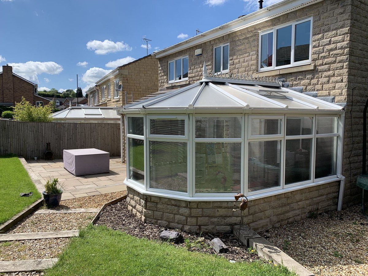 PjrWindow's tweet image. Full conservatory clean
Frames and glass with added upvc restore 
Call PJR Window Cleaning Services 
On 07767896206
pjrwindowcleaning.com 
Pjrwindowcleaning@gmail.com 
Specialist Cleaning services for glossop area