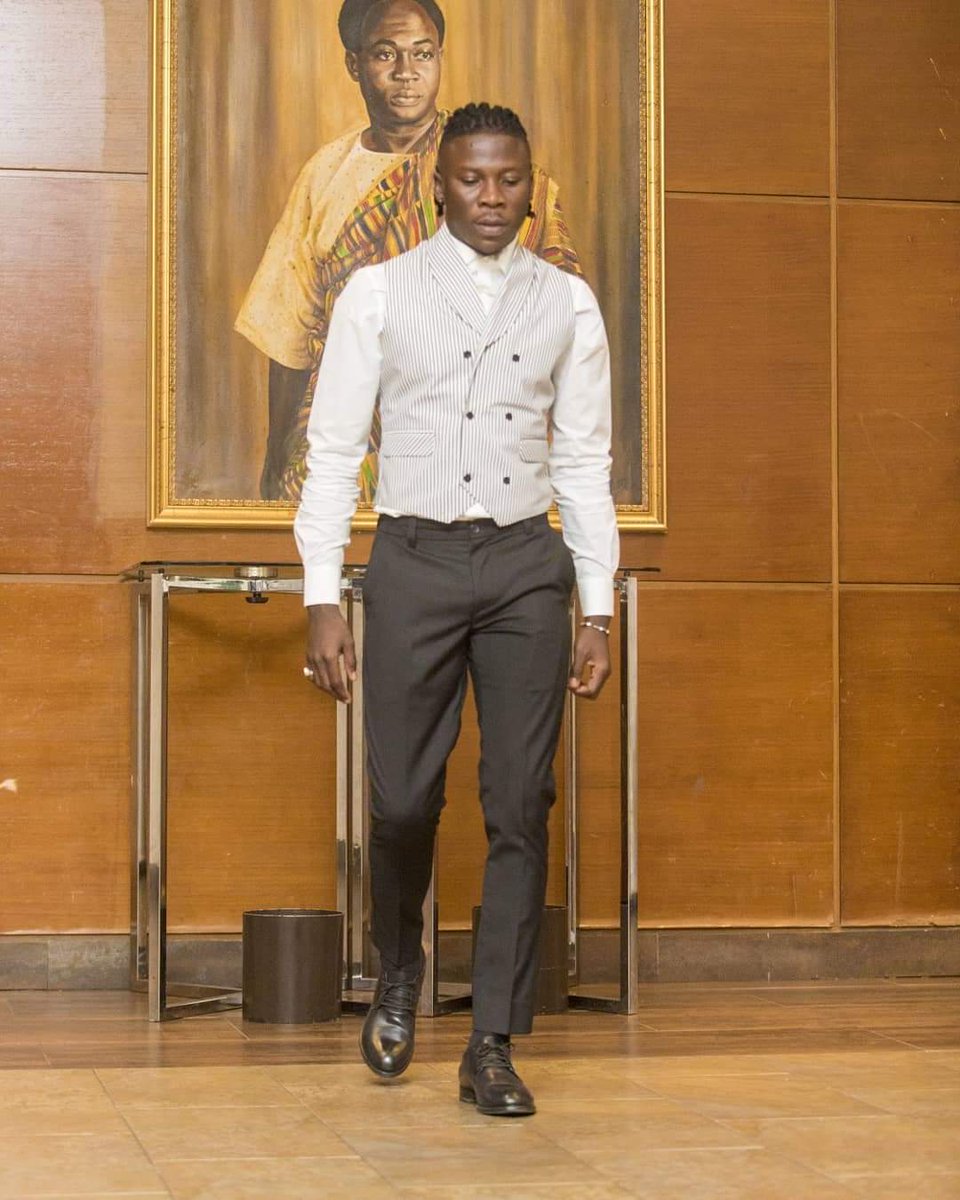 AlfredMarfo_'s tweet photo. Dear @stonebwoyb in your respected tunes like Real warrior, Not scared, Above the sky, etc..You told us to be strong so that weaknesses turn our motivation in life..please come out and tell your fans everything is alright..Your silence is making some of us nervous..#Bless 🙌 https://t.co/MTp84udesK