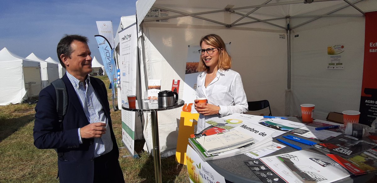 AgrOnov_'s tweet photo. Le salon #TerresInnovation à ouvert  ses portes !  Retrouvez nous pdt 2 jours Allée À aux côtés de nos adhérents @AgrimindL @PageUpPeople  #BIORET-AGRI  @agriechange #ARDPI et la promotion de nos compétences en @bfc_region @toasterlab #MethAnov 
#innovation #agriculture #AgTech https://t.co/QyTGG2BGoK