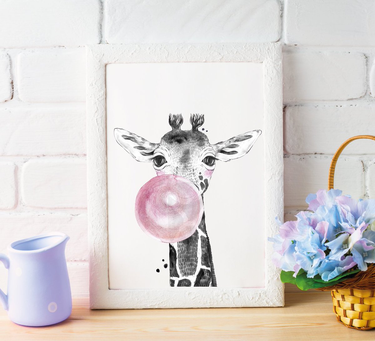 What's new Wednesday? Check out this sneak peek of a new collection! My Baby Safari Animals complete with fun props! The rest of the collection will be released this Friday! ow.ly/gFCZ50ulKUG
#nurseryprints #nurserydecor #nurseryinspo #nurseryinspiration #giraffeprint