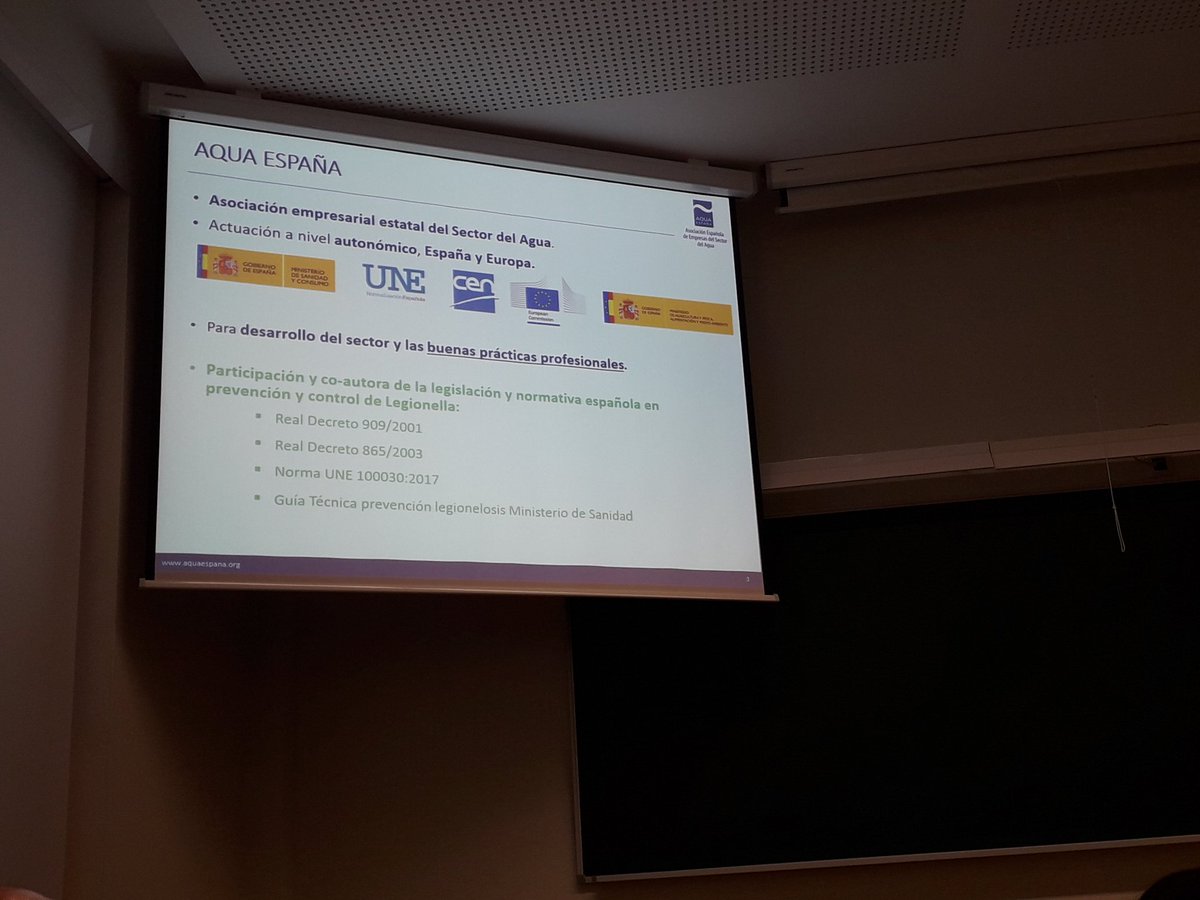 InfoBiotica's tweet photo. Andreu Pujades de @AquaEspana nos habla de #CertLEGIO , la iniciativa voluntaria para acreditar una solvencia técnica superior a la del #ROESB @SesaTweet #legionella https://t.co/2DwF5RhLXK