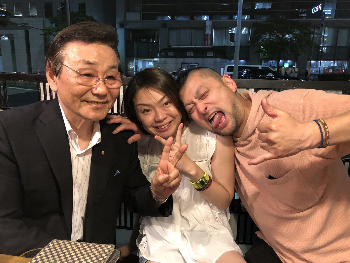 ট ইট র 天神屋台 あごだし亭きさいち 先週のニコタマのアニキカップルと いつものkさんありがとうございました 今日やってます 暑いぜ 屋台で平日からチルアウトしましょう あごだし亭きさいち 福岡 天神 屋台 天神屋台 福岡屋台 あごだし ট ইট র 天神屋台 あごだし亭きさいち 先週のニコタマのアニキカップルと いつものkさんありがとうございました 今日やってます 暑いぜ 屋台で平日からチルアウトしましょう あごだし亭きさいち 福岡 天神 屋台 天神屋台 福岡屋台 あごだし