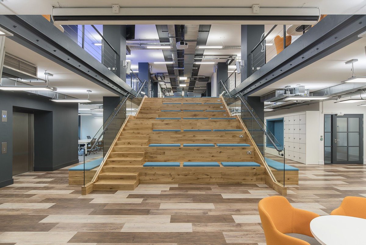 Big shout out to <a href="/Nexmo/">Nexmo (now Vonage)</a> for sponsoring venue, drinks &amp; pizza at our Eventprofs meetup on Thursday 23rd May, 6-8pm featuring event maestro <a href="/sashafrieze/">Sasha Frieze | The Chief Event Officer's Playbook</a> ! Come along and meet the community. We would ❤️ to see you there :) buff.ly/2IWpOuZ #eventprofs <a href="/natjgray/">Natalie Gray</a> <a href="/siobhyface/">Siobhán Kehoe</a>