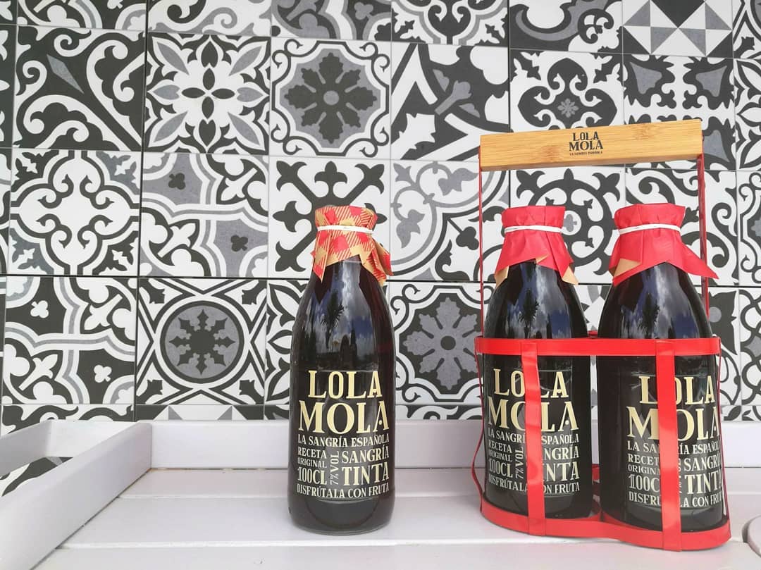 ¡Ven a celebrar el verano con @sangria_lola_mola ! Este jueves 23 de mayo a las 19h. en <a href="/theclockterrace/">The Clock Terrace</a> 🍷🌅 Celebrate the summer with sangria_lola_mola
Thursday 23rd Mayo at 7pm <a href="/theclockterrace/">The Clock Terrace</a>🍷🌅…