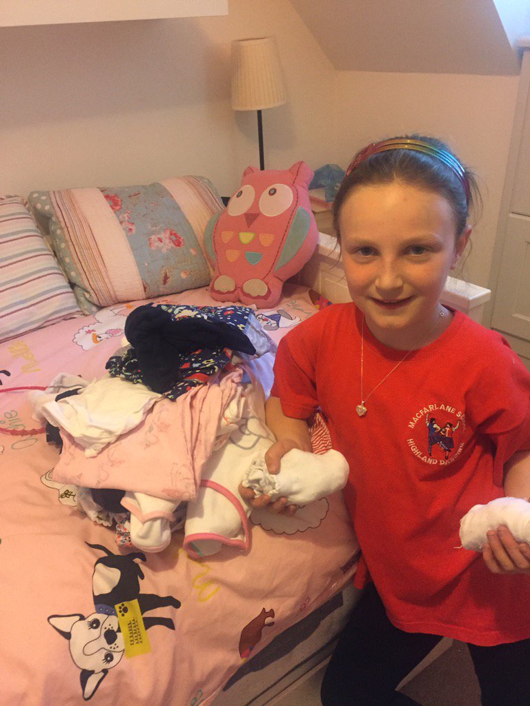 kane_elaine07k's tweet photo. @mattocks_ps Bronwyn helping to put tea out and put away the never ending pile of washing!!! #MM4mattocks https://t.co/IHH2ovITXO