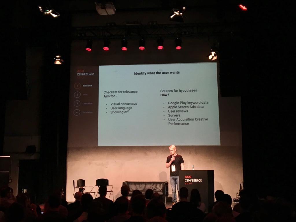 growthphestival's tweet photo. Head of Performance Marketing at @flaregames @wolfgang_peters explains how conversion comes from serving 4 levels: Relevance, Trust, Orientation and Stimulation #asoconference2019 #asoconference #aso https://t.co/DTBa6buph7