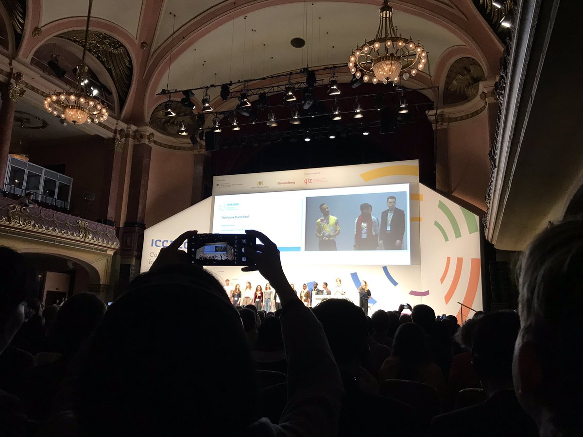 oliverlahatwork's tweet image. We need to act now! @FridayForFuture and #YouthClimateSummit address the #ICCA2019 plenary and outline concrete targets, e.g. 180€/t carbon tax and carbon neutrality for industrialized countries by 2030. @iki_bmu