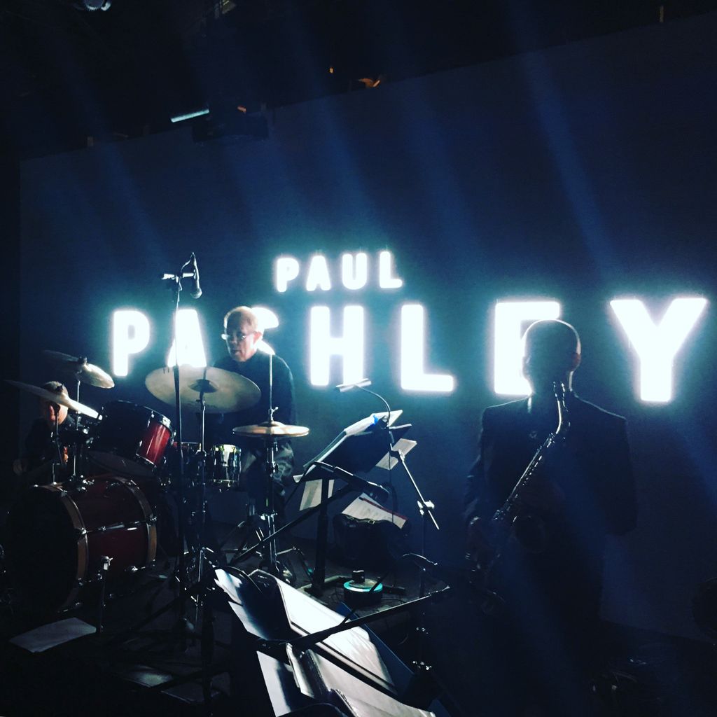 Looking forward to performing tonight in Birmingham at the NEC. Full 9 piece band 👊
-
-
🔥💓👊
- Single: buff.ly/2DXiZpF
-
#musician #musicians #musicbloggs #eventprofs #musicvideo #musicismylife #musicianlife #singer #musicstudio #follow #followme #verify #happy #RT