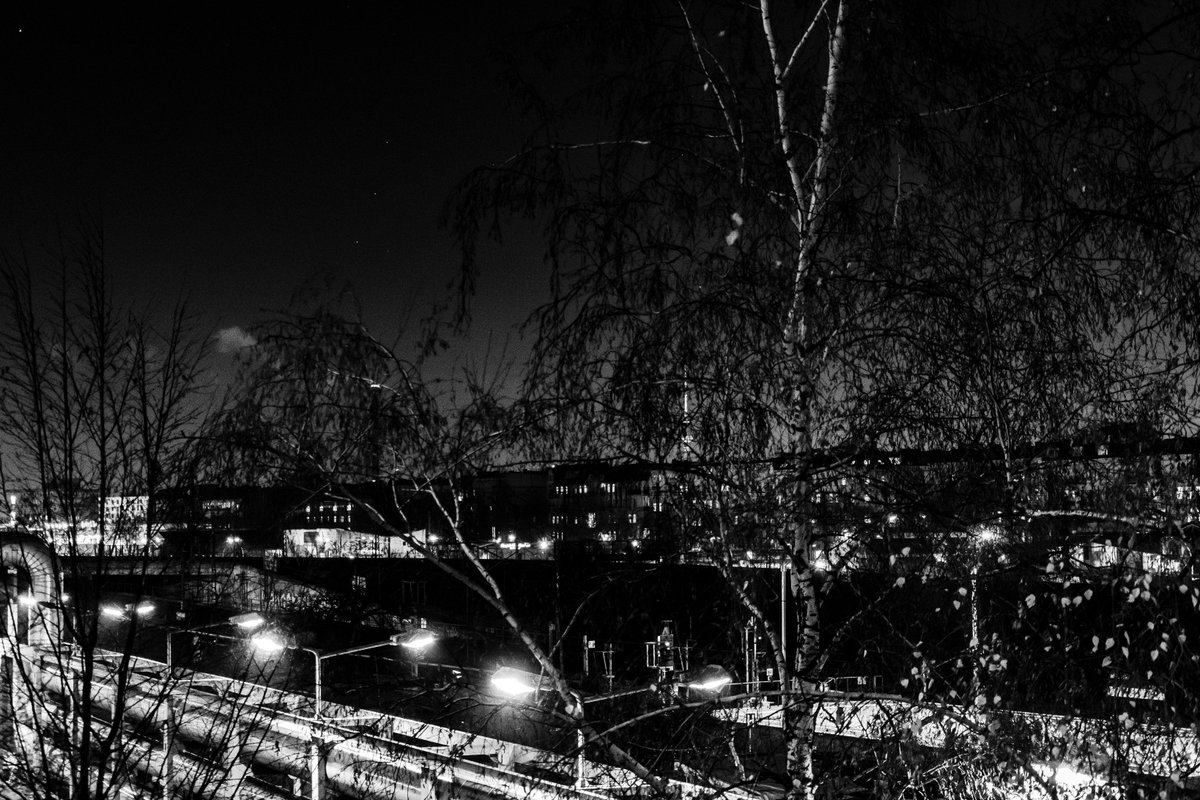 CryxDx2's tweet photo. Berlin in Pictures
#berlin #photography #art #nikond5600 #d5600 #nikon #nikonphotography #inspiration #picoftheday #beberlin #weilwirdichlieben #night #lightsofberlin #color #weilwirdichlieben #stars #railsofberlin #blackandwhite #monochrome #blackandwhitephotography https://t.co/SUyV1BxJvq