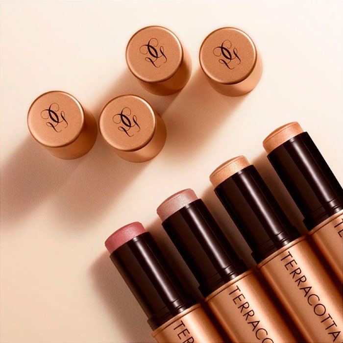 Vesiracom's tweet photo. Give a touch of light to your face wherever you are.

https://t.co/taS4N1RnGp

#Gurelain #Terracotta #vesira #makeup #lovemakeup #beauty #cosmeticshop https://t.co/giOkTow1MO