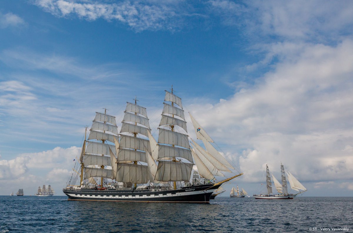 BordeauxTourism's tweet photo. [#BxFF Conférence] Les Grands Voiliers : la @FeteduFleuve accueille des navires de légende dont les 2 plus grands voiliers école du monde, le Kruzenshtern et le Sedov. En plus de pouvoir être admirés, ces deux géants pourront être visités.
#Bordeaux #Gironde https://t.co/XhWM0ieUDI