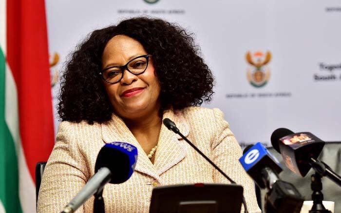athivuyo's tweet photo. Awu! And then? MamaAction has declined her appointment to the #6thParliament citing family responsibilities. 🤭
One wonders whether Nomvula Mokonyane would’ve done well in the role of Chair of Chairs 🤔
#NationalAssembly #44Batallion #Mokonyane #6thParliamentLoading #ANC https://t.co/AxOoHDWS4Y