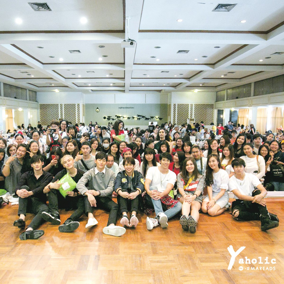 WebMareads's tweet photo. ขอขอบคุณผู้อ่าน ผู้มาร่วมงาน และผู้ออกบูธทุกท่าน
ที่ให้โอกาส และไว้วางใจ งาน Y-aholic by #Mareads
หากเกิดความไม่สะดวกใดๆ ทางทีมงานต้องขออภัย
และจะนำคำแนะนำของทุกท่านไปปรับปรุงแก้ไขในครั้งต่อไป
พบกันใหม่งาน #Yaholic ครั้งที่ 2 ปลายปี 2562!
รอพบกับ "เซอร์ไพรส์" ครั้งหน้าได้เลย https://t.co/pD0XzLI9Jx