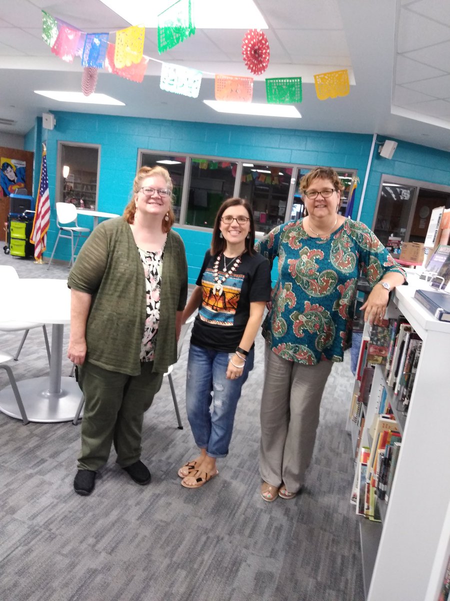 alcolvin's tweet photo. Fellow #PCN28 collegues spent the day with us for their diverse campus visit. We are proud to host our extended family! @region13 @Lockhart_JH @motzie2 @ColetteRuppert https://t.co/5Z8lmPXLAF