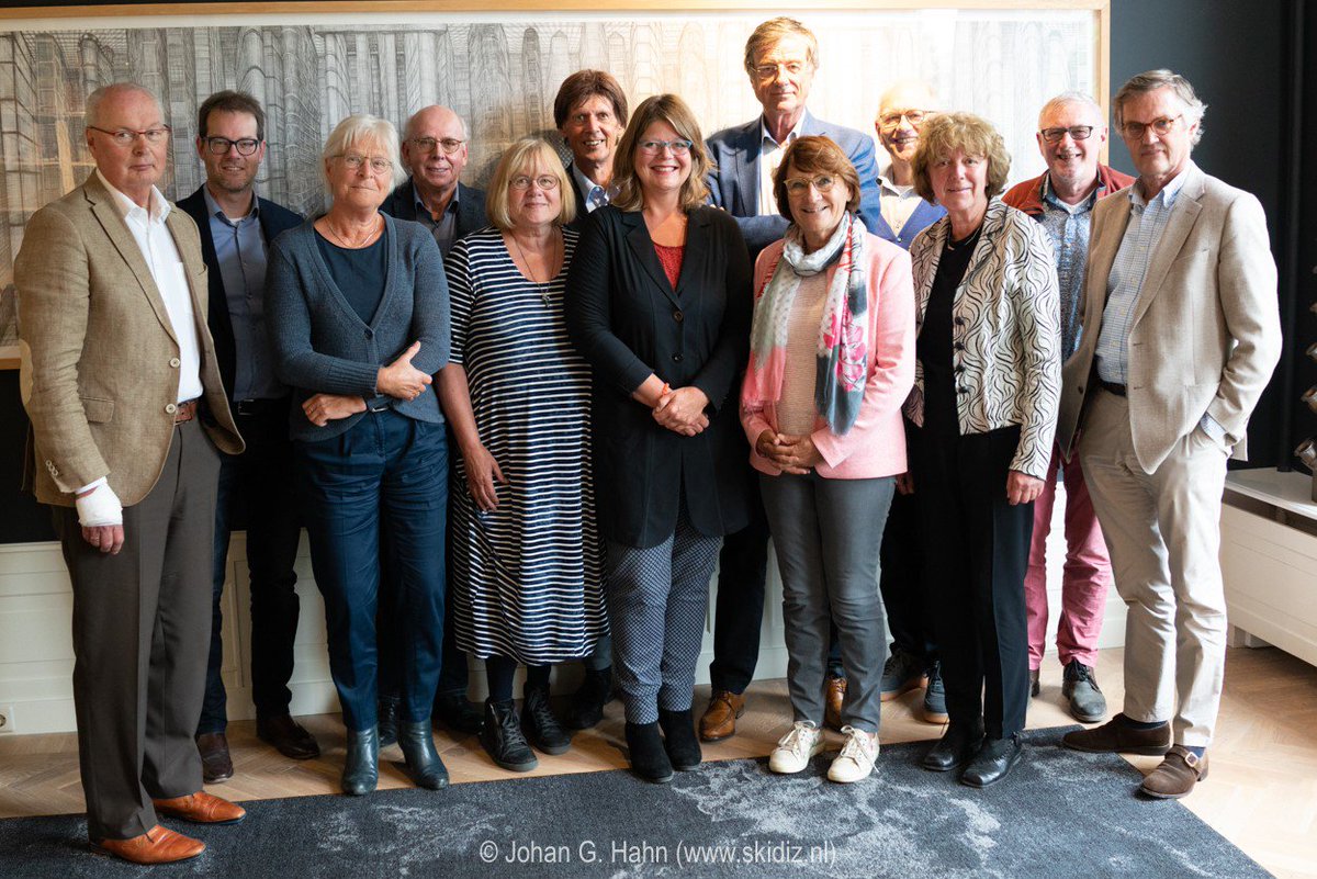 Lokale Fondsen Nederland en <a href="/SESAMacademie/">SESAM academie</a> slaan de handen ineen. De samenwerking omvat procesbegeleiding van initiatiefnemers om tot een toekomstbestendig lokaal fonds te komen en advisering/ coaching bij strategische vraagstukken van bestaande fondsen.