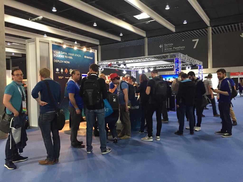NetAppEMEA's tweet image. Day 2 & Our @NetApp team is all geared up! Come say Hello at booth #G6 and find out what we’re doing with Kubernetes and have a chance to win a Nintendo Switch. #NetAppEMEA #NetAppDevOps @JohnRollason