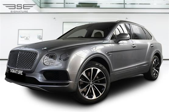 signaturecar's tweet photo. A great choice for a road trip this Bank Holiday Weekend! Call us on 0207 118 2244 to get a quote to hire one of our SUVs in the UK. https://t.co/cIQ4WSXN83
#SUV#4x4#carhire#SUVhire#rentaSUV#4x4hire#renta4x4#audi#lamborghini#bentely#mercedes#Porsche#Macan#G63#Signature https://t.co/jJOxAcLfrh